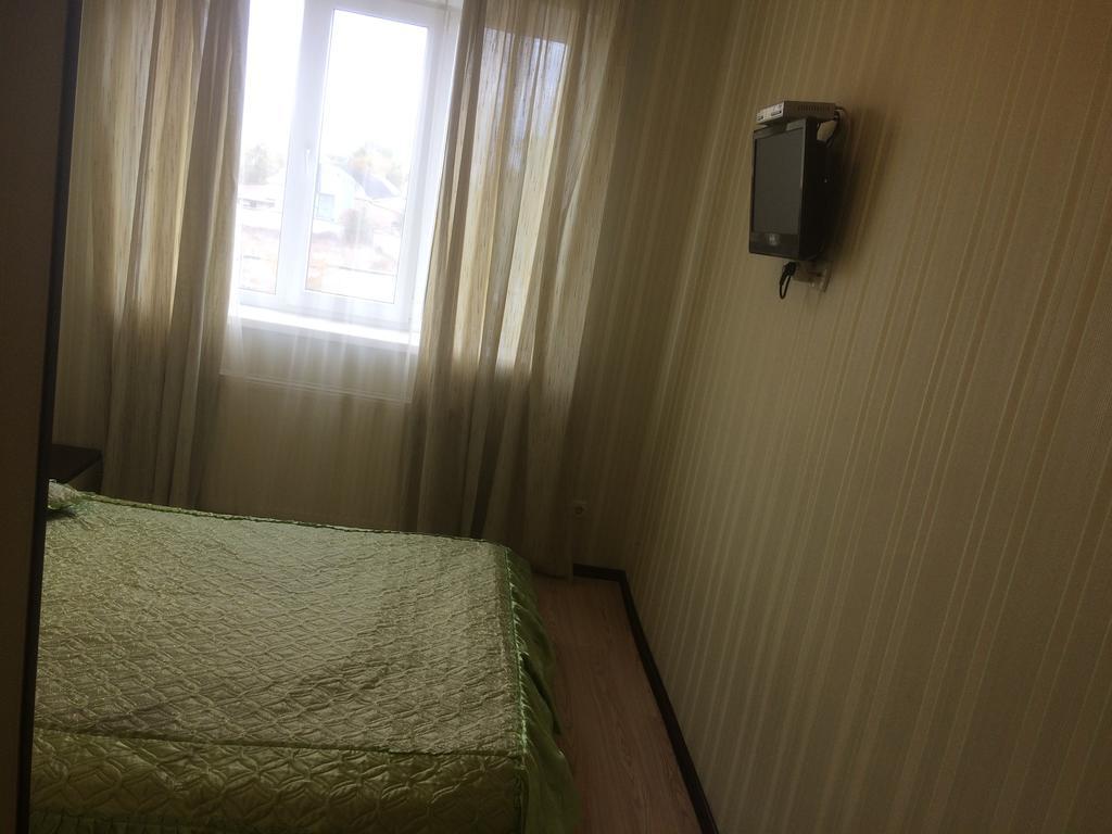 Hotel Grant Pesochin Extérieur photo